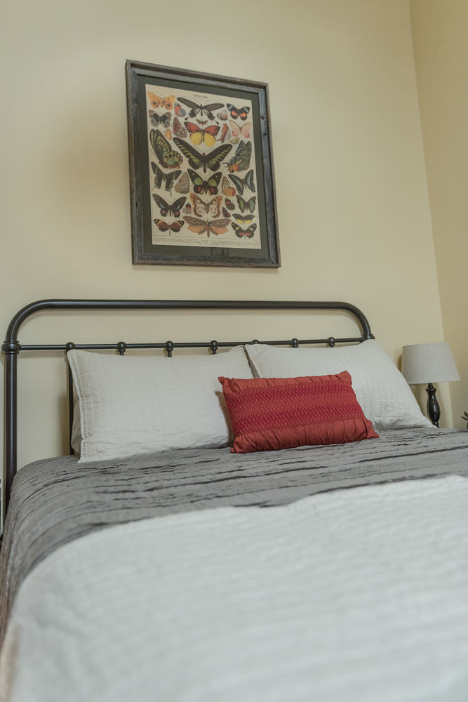 Creekside Inn Oneida Bagian luar foto